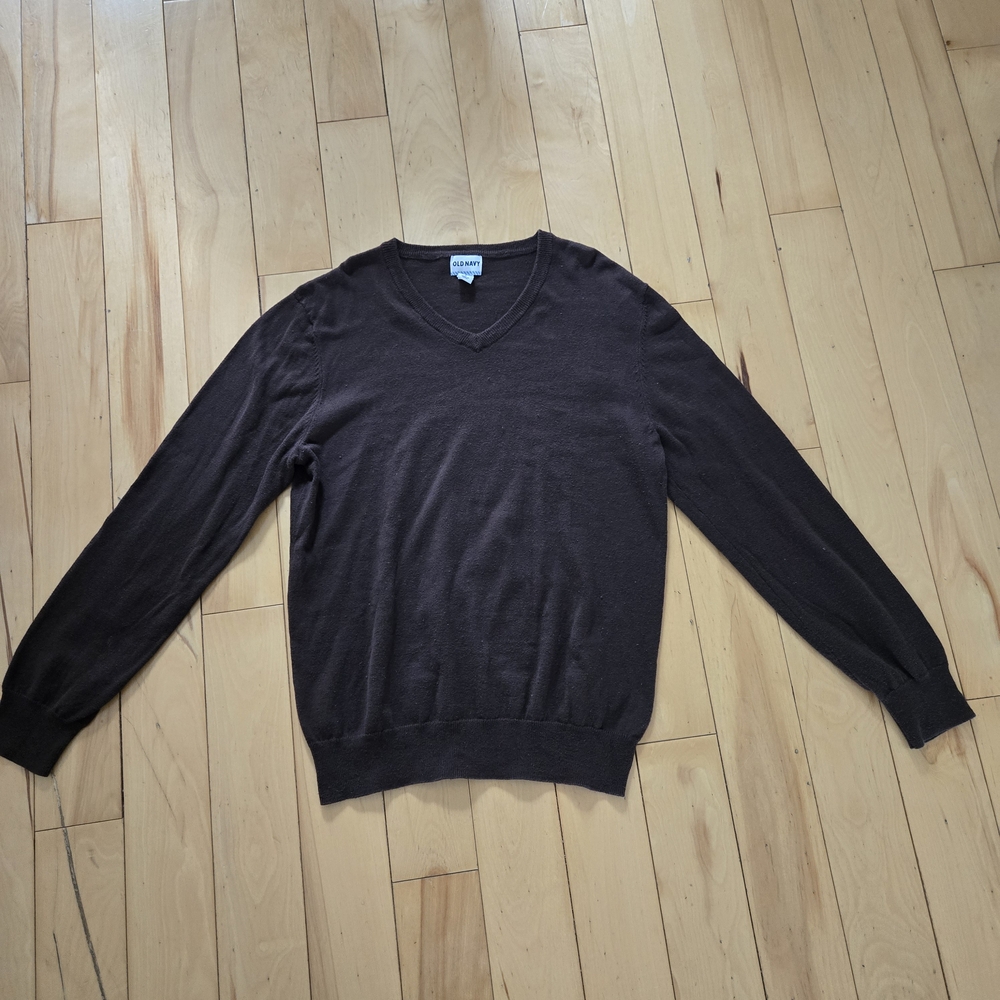 Old Navy Brown V-Neck Sweater Timeless Knit Design